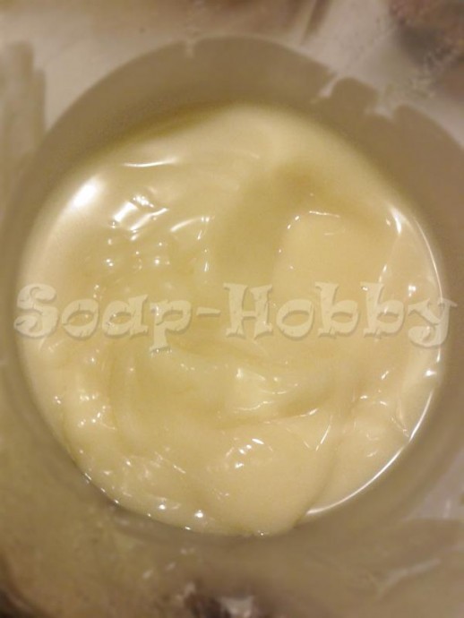 Молочное мыло с нуля с добавлением мёда и овсянки: часть 2