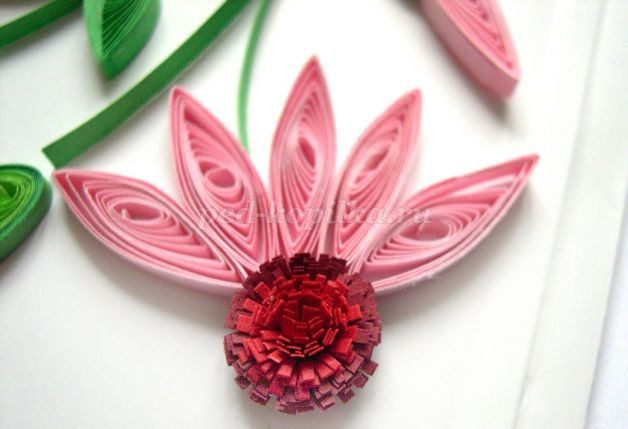 Открытка с эхинацеей в технике квиллинга: мастер-класс, часть 3