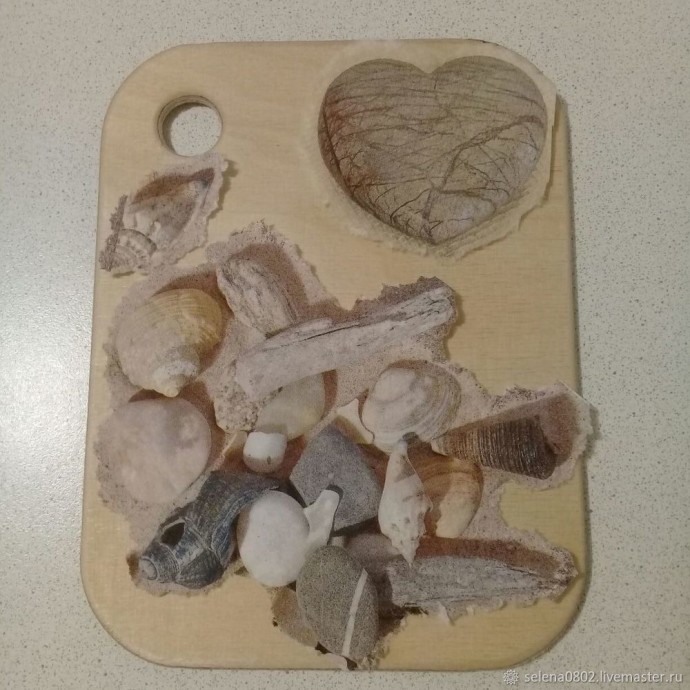 Декорируем разделочную доску в технике декупаж с эффектом кракелюр: часть 2