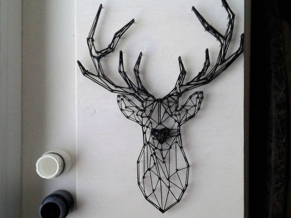 Контурный олень в технике String Art: часть 2