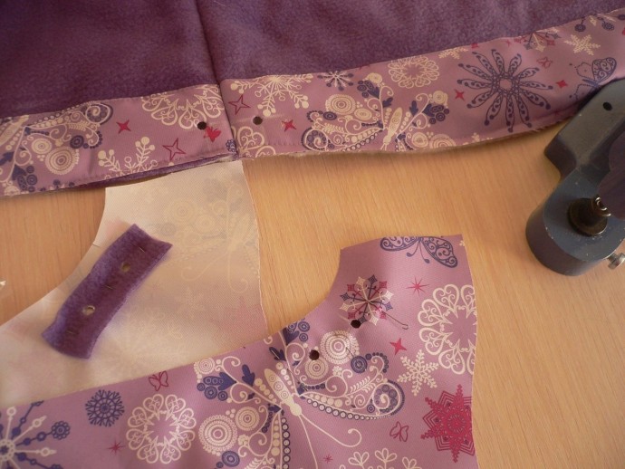 Обработка капюшона с трикотажным воротником