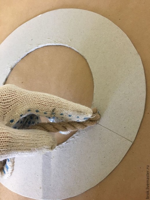 Мастерим декоративный венок на дверь в морском стиле: часть 1