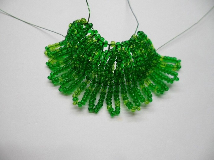 Ромашки из бисера и рубки