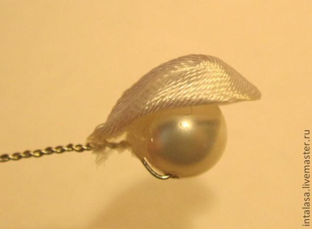 Сборка бутона в технике канзаши