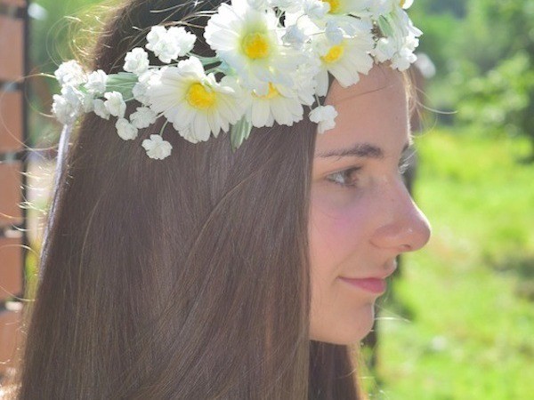 Делаем веночек из шелка для ромашковой свадьбы: часть 3