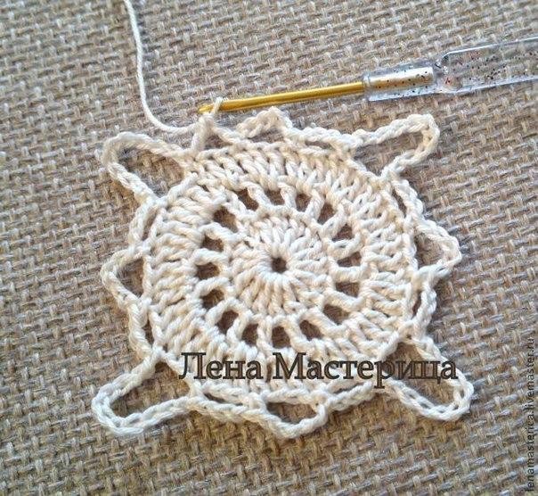 Замечательный мотив крючком