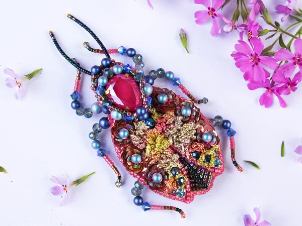 Создаем брошь жучка "Цветочник": часть 6