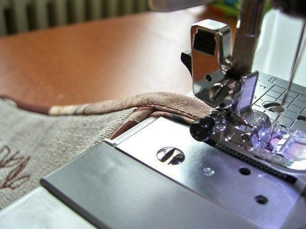 Мастер-класс по пришиванию бейки и аккуратной обработке края изделия