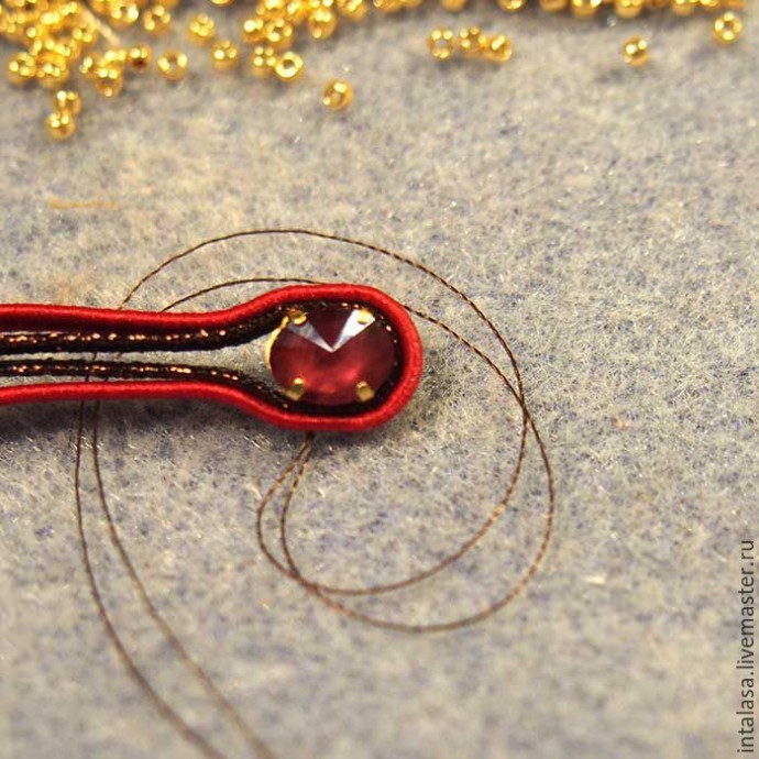 Делаем сутажную брошь "Аленький цветочек": часть 1