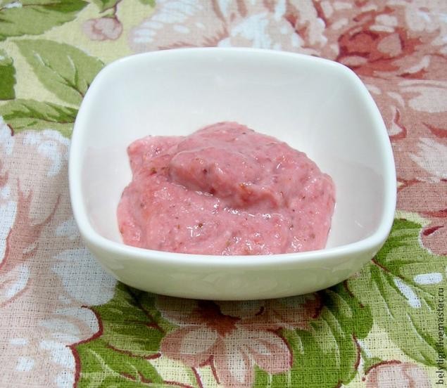 Клубничная маска своими руками