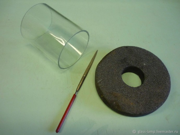 Мастер-класс по изготовлению светильника "Снежный вальс" из стеклянных бутылок: часть 2