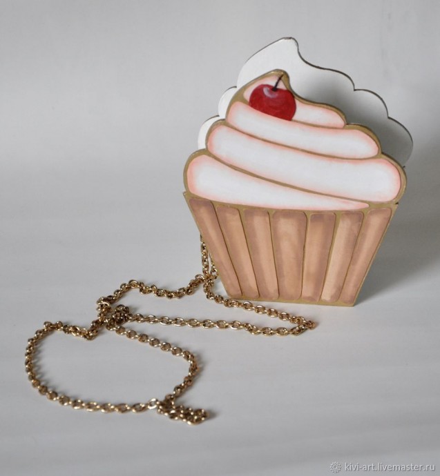 Делаем сумочку-кекс своими руками: часть 3